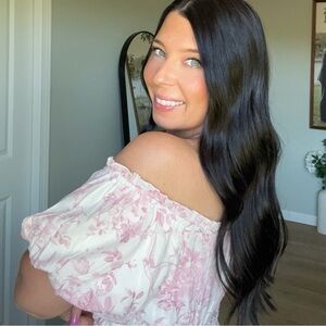 🌸NWT Francesca’s Nicky Postcard Print Top